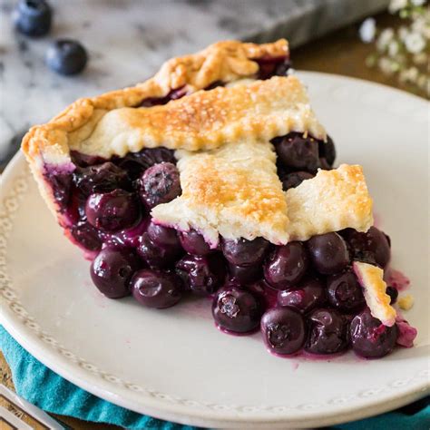 burberry pie|blueberry pie with cinnamon.